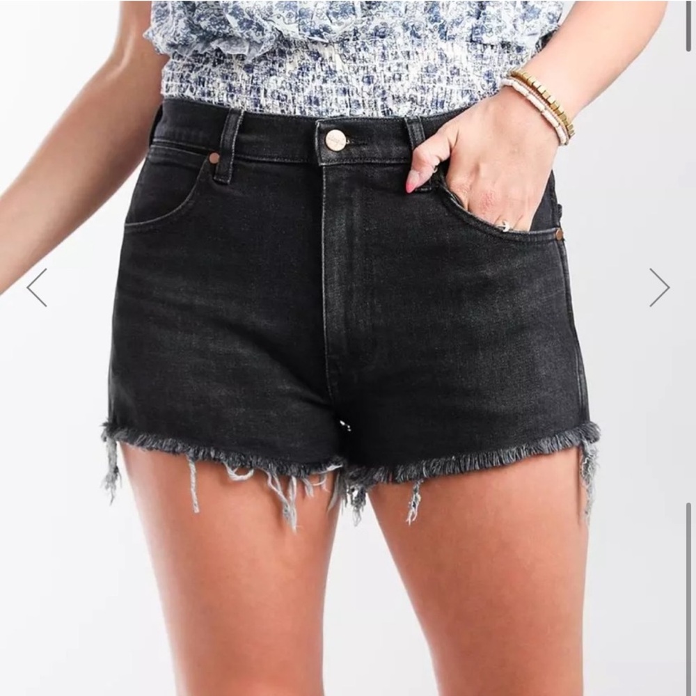 Torrid Forever 21 plus size Black Denim Shorts